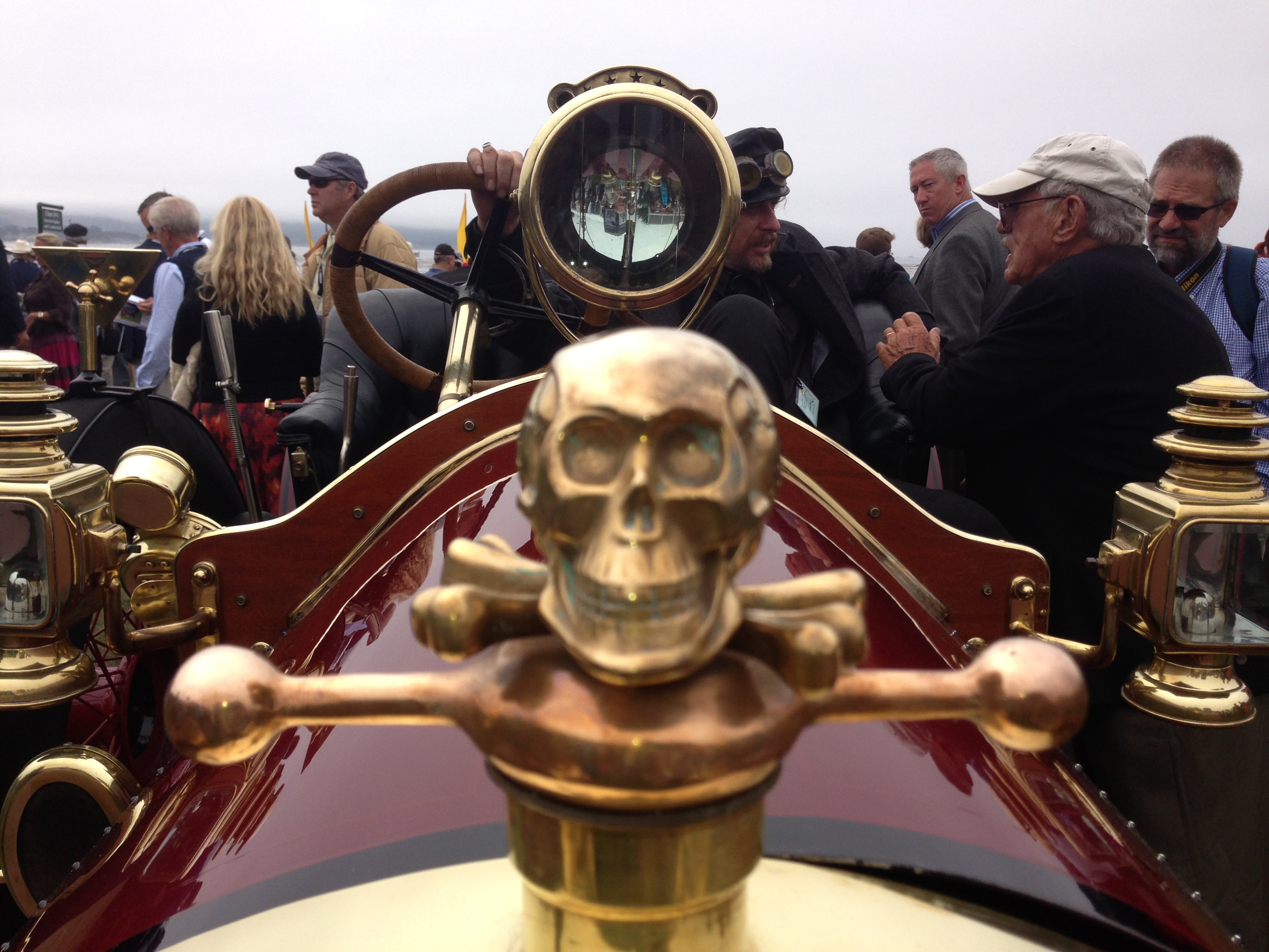 Skull and Cross bones radiator cap.