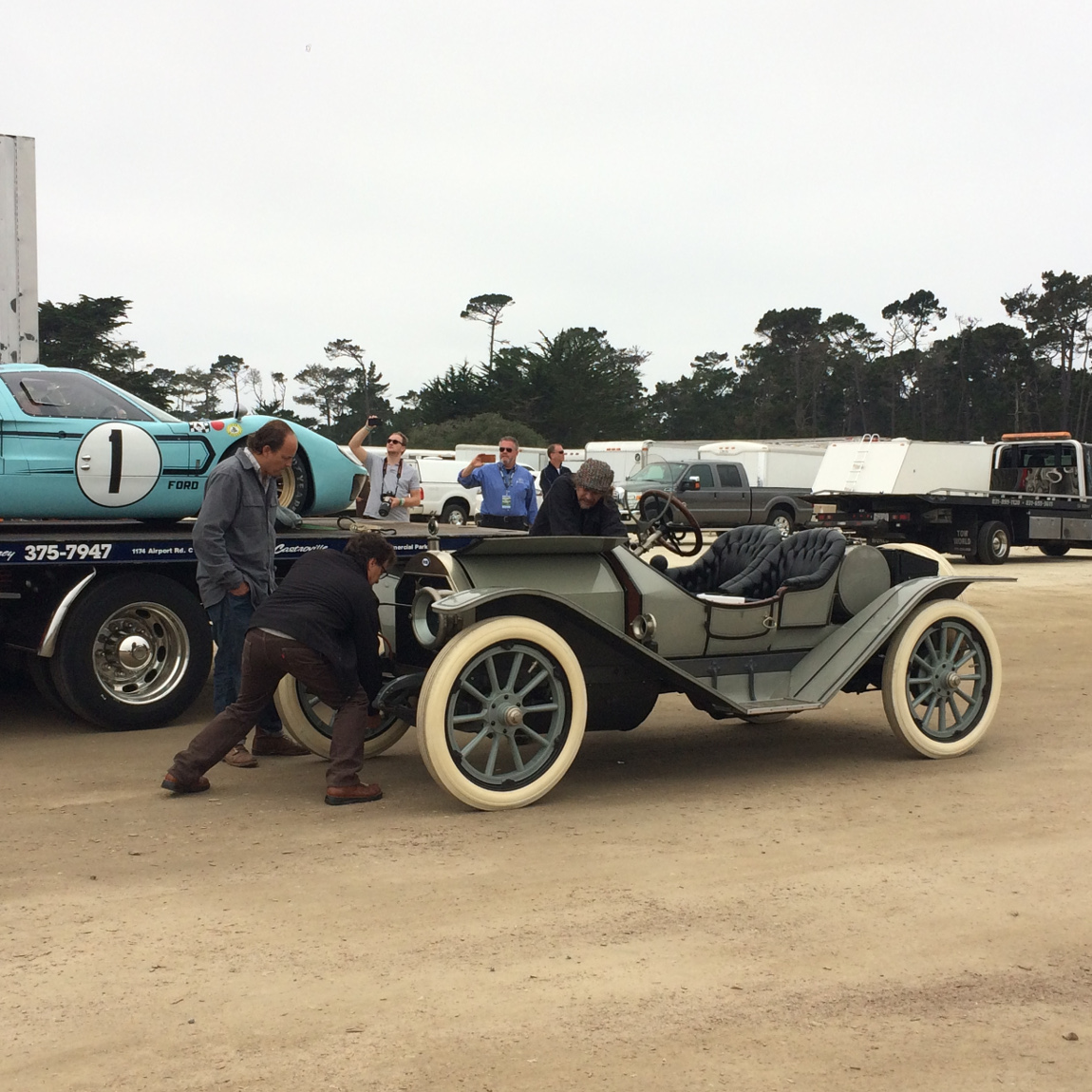 Pebble_Beach_2016_1912_Moon_30_Raceabout_CRANK_STARTING